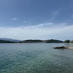 Evita Luxury アパートホテル