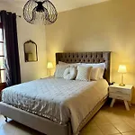 Evita Luxury Apart-hotel