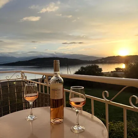 Evita Luxury Apartahotel Spilia (Central Greece)