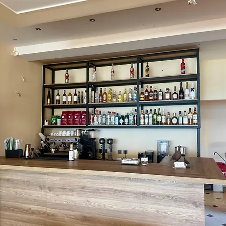 Evita Luxury * Spilia (Central Greece)