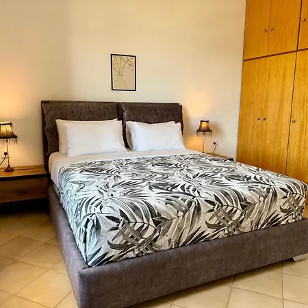 Evita Luxury