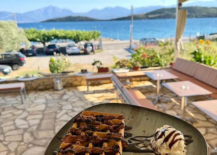 Evita Luxury Hotel apartamentowy Spilia (Central Greece)